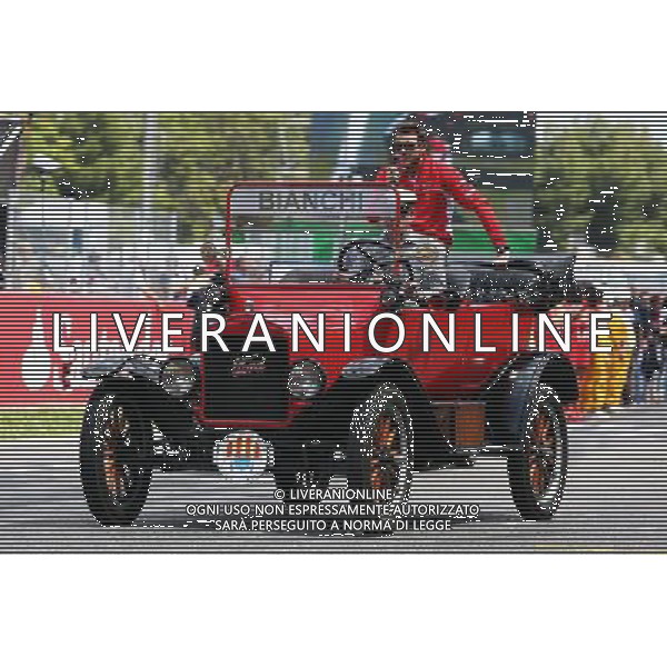 Jules Bianchi (FRA) Marussia F1 Team on the drivers parade. 12.05.2013. Formula 1 World Championship, Rd 5, Spanish Grand Prix, Barcelona, Spain, Race Day /AGENZIA ALDO LIVERANI SAS - ITALY ONLY - EDITORIAL USE ONLY