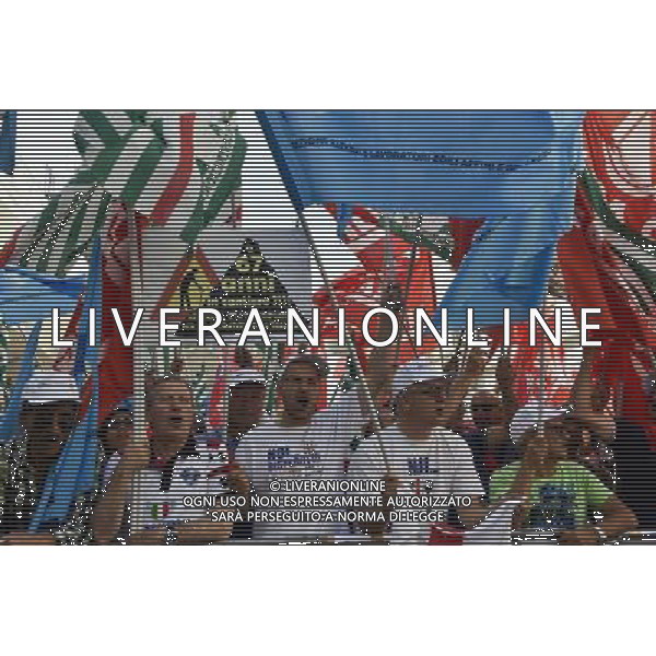 Roma - 18/07/2015 - Piazza SS Apostoli - \' Manifestazione Nazionale dei lavoratori delle costruzioni \' - nella foto: Manifestanti / Ph. Fabrizio Corradetti - Ag. Aldo Liverani Sas