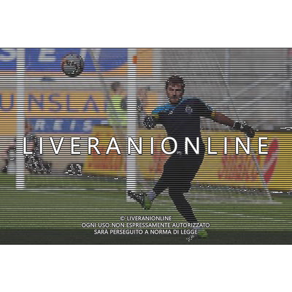 firo Fu§ball,Fussball, 18.07.2015 2. Bundesliga, Saison 2015/2016 MSV Duisburg - FC Porto (Testspiel) Iker Casillas (FC Porto). $worldrightsEs gelten unsere AGB, einsehbar auf www.firosportphoto.de copyright by firo sportphoto: Coesfelder Strasse 207Ê 48249 D † L M E N (Duelmen) www.firosportphoto.de mail@firosportphoto.de (V o l k s b a n k B o c h u m - W i t t e n ) BLZ.: 430 601 29 Kt. Nr.: 341 117 100 Tel:Ê 02594 /9916004 Fax:Ê02594 /9916005firo ONLY ITALY-AG ALDO LIVERANI SAS