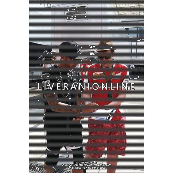 Lewis Hamilton (GBR) Mercedes AMG F1 signs autographs for the fans. 23.07.2015. Formula 1 World Championship, Rd 10, Hungarian Grand Prix, Budapest, Hungary, Preparation Day. only italy- ag aldo liverani sas