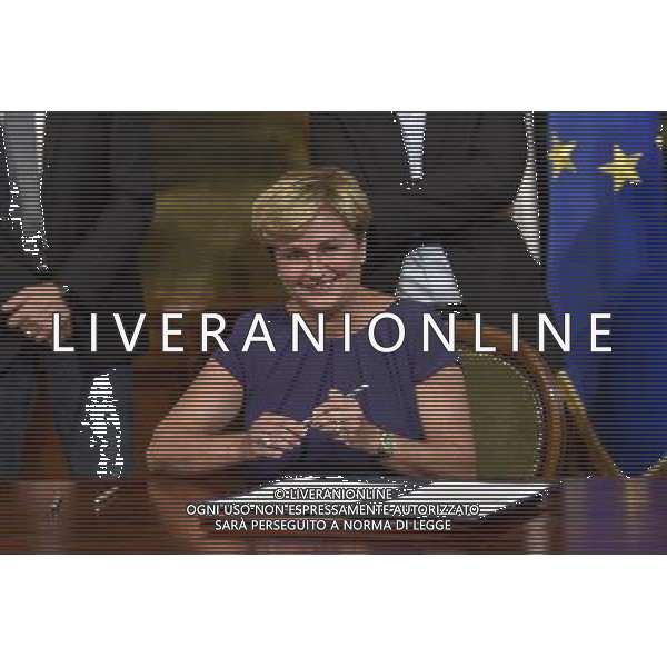 Roma - 24/07/2015 - Palazzo Chigi - Sala dei Galeoni - Firma dellâ€™accordo tra Whirlpool sindacati e governo sul piano industriale del gruppo in Italia - nella foto: Federica Guidi dopo la firma dell\'accordo / Ph. Fabrizio Corradetti - Ag. Aldo Liverani Sas