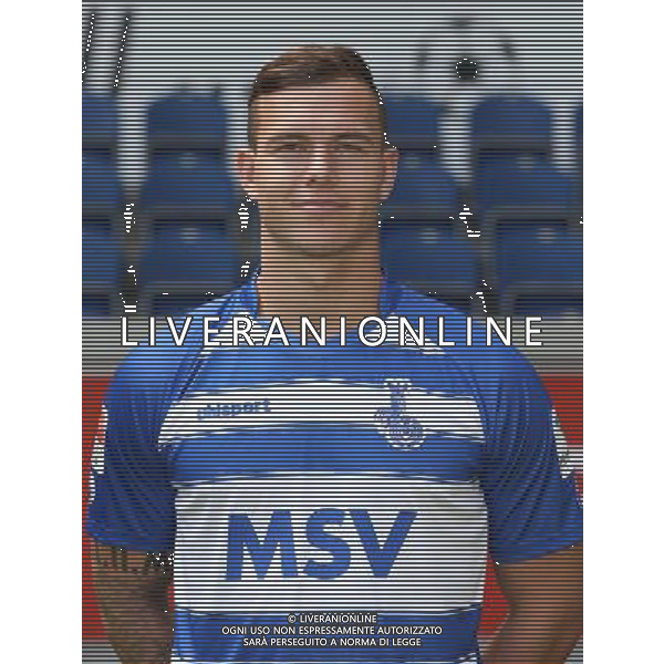 firo : 16.07.2015 Fu§ball, 2.Bundesliga,Saison 2015/2016 MSV Duisburg,Fototermin, Portraittermin, Kevin SCHEIDHAUER, $worldrights,Es gelten unsere AGB, einsehbar auf www.firosportphoto.de, copyright by firo sportphoto: Coesfelder Str. 207 D-48249 DŸlmen www.firosportphoto.de mail@firosportphoto.de (V o l k s b a n k B o c h u m - W i t t e n ) BLZ.: 430 601 29 Kt. Nr.: 341 117 100 Tel:Ê +49-2594-9916004 Fax:Ê+49-2594-9916005 AG ALDO LIVERANI SAS ONLY ITALY