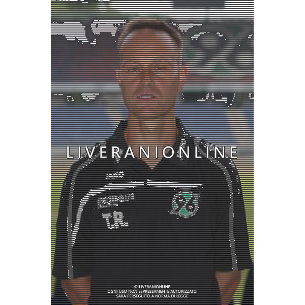 FuÃŸball, firo : 13.07.2015 1.BL, 1.Bundesliga, Saison 2015/2016, Hannover 96, Mannschaftsfoto, Fototermin, Portraits, Portraitfotos, Reha- und Athletiktrainer Timo Rosenberg, $worldrightsEs gelten unsere AGB, einsehbar auf www.firosportphoto.de, copyright by firo sportphoto: Coesfelder Str. 207 D-48249 DÃ¼lmen www.firosportphoto.de mail@firosportphoto.de (V o l k s b a n k B o c h u m - W i t t e n ) BLZ.: 430 601 29 Kt. Nr.: 341 117 100 Tel:Â  +49-2594-9916004 Fax:Â +49-2594-9916005 AG ALDO LIVERANI SAS ONLY ITALY