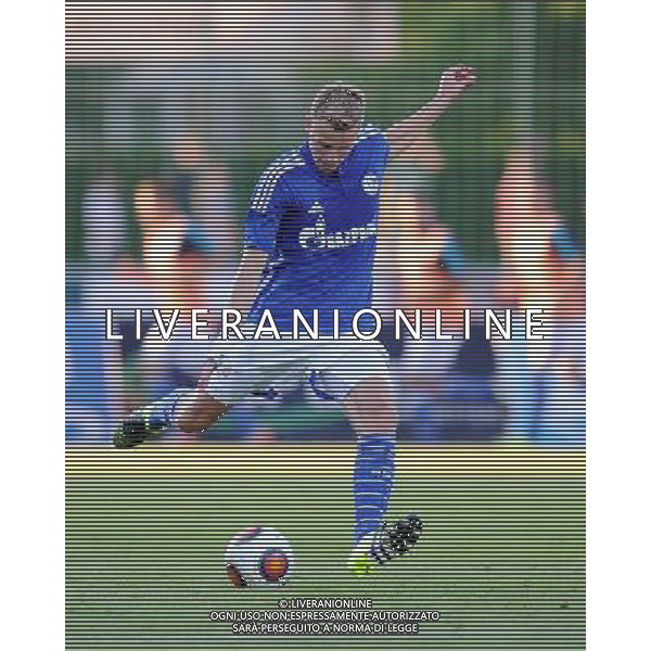 firo Fu§ball,Fussball, 10.07.2015 1. Bundesliga Saison 2015/2016 Vorbereitung, Trainingslager, FC Schalke 04, in Velden …sterreich, Testspiel, Test, RZ Pellets WAC, Wolfsberg - FC Schalke 04 10.07.2015 Einzelaktion, Marvin Friedrich, Schalke, $worldrightsEs gelten unsere AGB, einsehbar auf www.firosportphoto.de copyright by firo sportphoto: Coesfelder Str.207 48249 DŸlmen www.firosportphoto.de mail@firosportphoto.de (V o l k s b a n k B o c h u m - W i t t e n ) BLZ.: 430 601 29 Kt. Nr.: 341 117 100 Tel:Ê 02594 - 9916004 Fax:Ê02594 - 9916005 AG ALDO LIVERANI SAS ONLY ITALY
