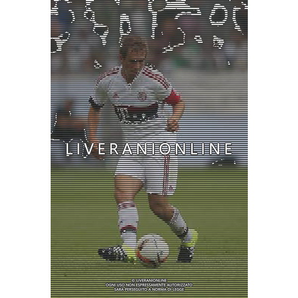 Fu§ball, firo : 12.07.2015 1.BL, 1.Bundesliga, Saison 2015/2016, Telekom Cup, Einzelaktion, Philipp LAHM, FCB Bayern MŸnchen Muenchen, ganze Figur, $worldrightsEs gelten unsere AGB, einsehbar auf www.firosportphoto.de, copyright by firo sportphoto: Coesfelder Str. 207 D-48249 DŸlmen www.firosportphoto.de mail@firosportphoto.de (V o l k s b a n k B o c h u m - W i t t e n ) BLZ.: 430 601 29 Kt. Nr.: 341 117 100 Tel:Ê +49-2594-9916004 Fax:Ê+49-2594-9916005 AG ALDO LIVERANI SAS ONLY ITALY