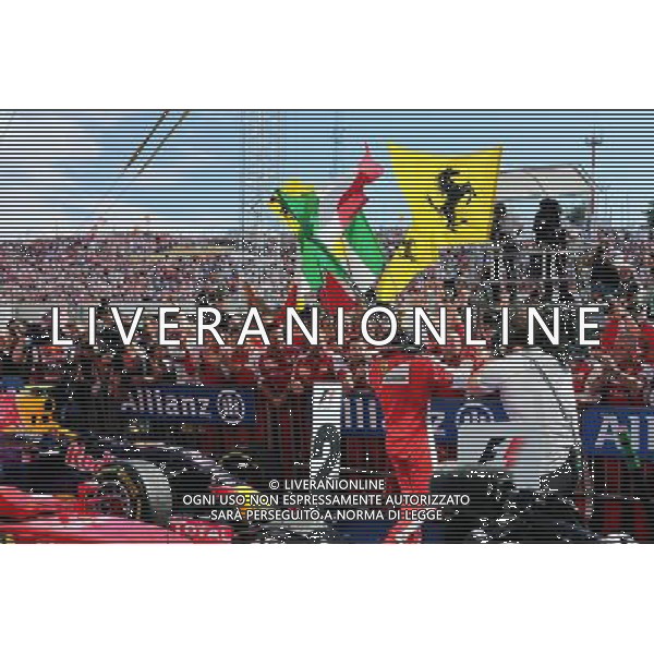 Race winner Sebastian Vettel (GER) Ferrari celebrates in parc ferme. 26.07.2015. Formula 1 World Championship, Rd 10, Hungarian Grand Prix, Budapest, Hungary, Race Day. AG ALDO LIVERANI SAS ONLY ITALY