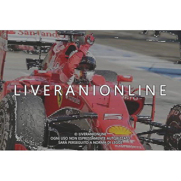 Race winner Sebastian Vettel (GER) Ferrari SF15-T celebrates in parc ferme. 26.07.2015. Formula 1 World Championship, Rd 10, Hungarian Grand Prix, Budapest, Hungary, Race Day. AG ALDO LIVERANI SAS ONLY ITALY
