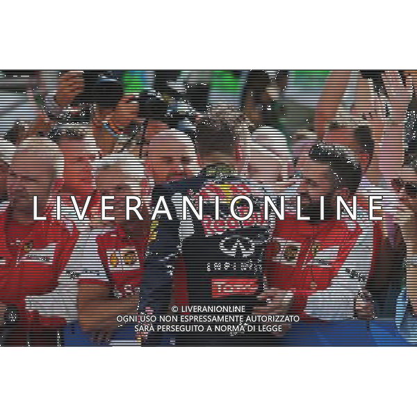 Daniil Kvyat (RUS) Red Bull Racing celebrates in parc ferme. 26.07.2015. Formula 1 World Championship, Rd 10, Hungarian Grand Prix, Budapest, Hungary, Race Day. AG ALDO LIVERANI SAS ONLY ITALY