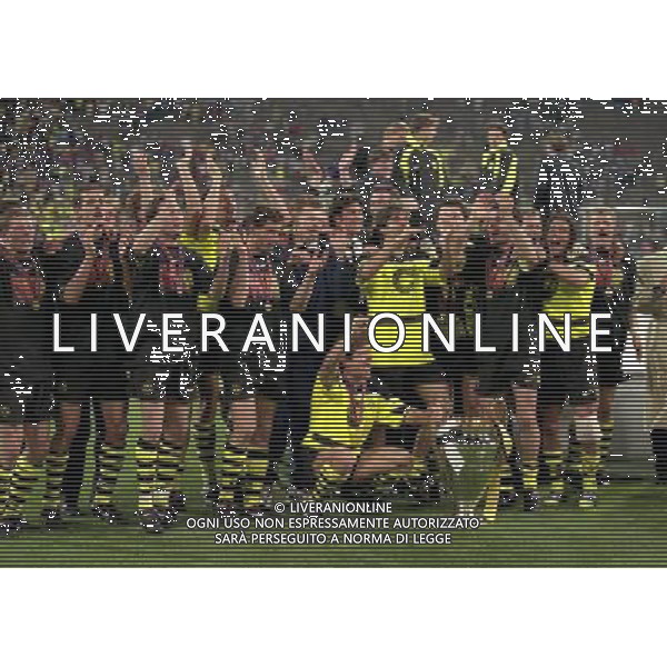MONACO 28-05-1997 FINALE DI CHAMPIONS LEAGUE BORUSSIA DORTMUND-JUVENTUS NELLAFOTO IL BORUSSIA DORTMUND FESTEGGIA LA COPPA DEI CAMPIONI AG ALDO LIVERANI SAS