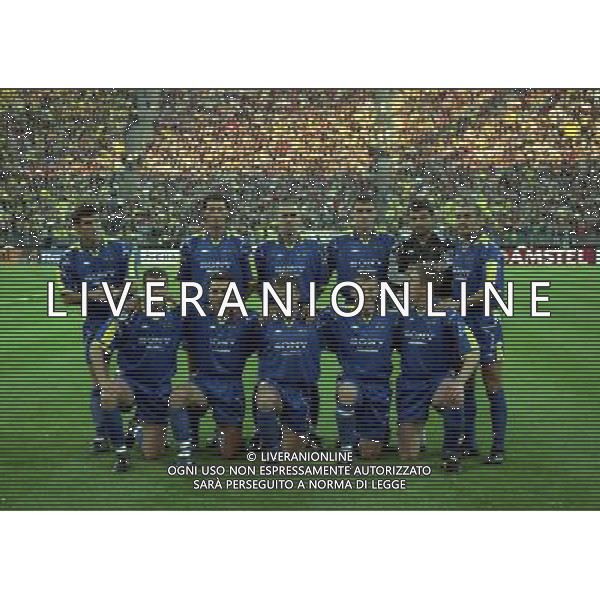 MONACO 28-05-1997 FINALE DI CHAMPIONS LEAGUE BORUSSIA DORTMUND-JUVENTUS NELLA FOTO FORMAZIONE JUVENTUS: CIRO FERRARA-MARK IULIANO-SERGIO PORRINI-CHRISTIAN VIERI-ANGELO PERUZZI-PAOLO MONTERO. SED ZINEDINE ZIDANE-ANGELO DI LIVIO-DIDIER DESCHAMPS-VLADIMIR JUGOVIC-ALEN BOKSIC AG ALDO LIVERANI SAS