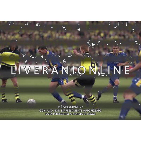 MONACO 28-05-1997 FIANALE DI CHAMPIONS LEAGUE BORUSSIA DORTMUND-JUVENTUS NELLA FOTO zinedine zidane AG ALDO LIVERANI SAS