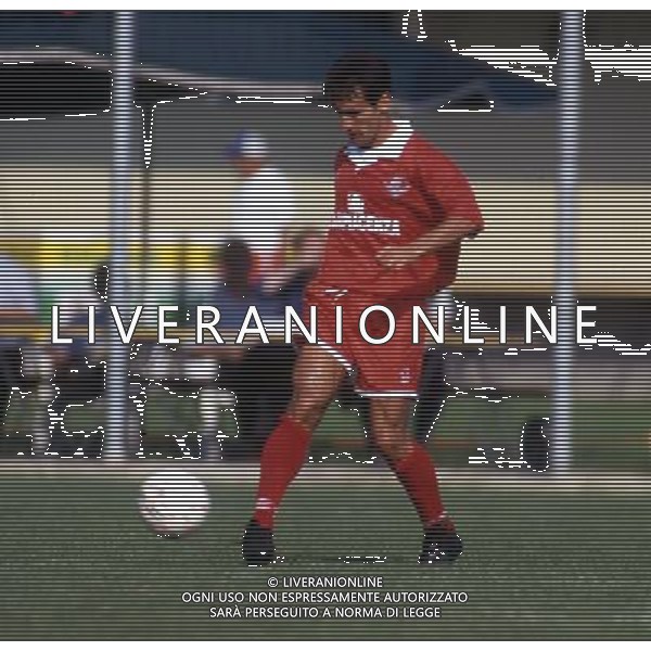 RETROSPETTIVA GABRIELE PIN CALCIATORE NELLA FOTO GABRIELE PIN CON LA MAGLIA DEL PIACENZA AG ALDO LIVERANI SAS
