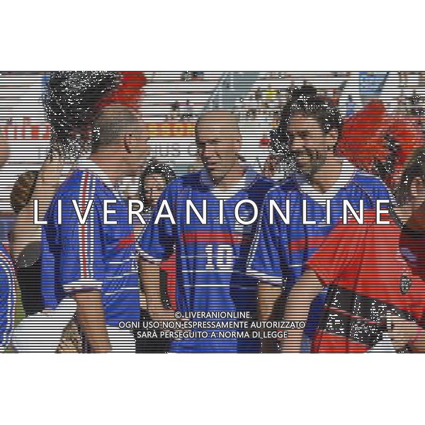 Alain BOGHOSSIAN - Zinedine ZIDANE - Robert PIRES - 28.07.2015 - Toulon / France 98 - Match Caritatif Photo : Dagoune / Icon Sport