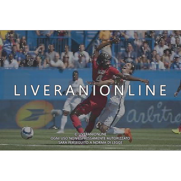 Bakary KONE / Edinson CAVANI - 01.08.2015 - Lyon / PSG - Trophee des Champions 2015 -Montreal Photo : Catherine Legault / Icon Sport *** Local Caption *** AG ALDO LIVERANI SAS ONLY ITALY *** Local Caption *** AG ALDO LIVERANI SAS ONLY ITALY