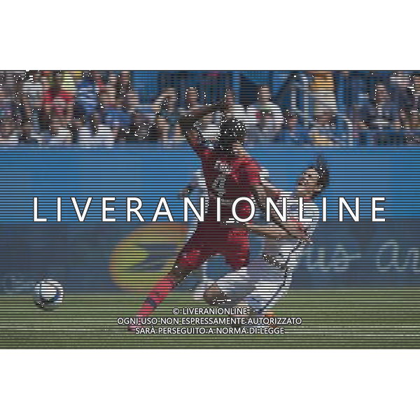 Bakary KONE / Edinson CAVANI - 01.08.2015 - Lyon / PSG - Trophee des Champions 2015 -Montreal Photo : Catherine Legault / Icon Sport *** Local Caption *** AG ALDO LIVERANI SAS ONLY ITALY *** Local Caption *** AG ALDO LIVERANI SAS ONLY ITALY
