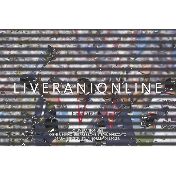 Victoire PSG / Thiago SILVA / Lucas MOURA - 01.08.2015 - Lyon / PSG - Trophee des Champions 2015 -Montreal Photo : Catherine Legault / Icon Sport AG ALDO LIVERANI SAS ONLY ITALY