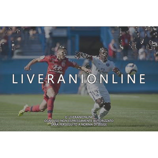 Yassine BENZIA / Serge AURIER - 01.08.2015 - Lyon / PSG - Trophee des Champions 2015 -Montreal Photo : Catherine Legault / Icon Sport *** Local Caption *** AG ALDO LIVERANI SAS ONLY ITALY *** Local Caption *** AG ALDO LIVERANI SAS ONLY ITALY
