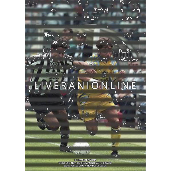 18-05-1997 JUVENTUS PARMA SERIE A NELLA FOTO NICOLA AMORUSO E MASSIMO CRIPPA AG ALDO LIVERANI SAS