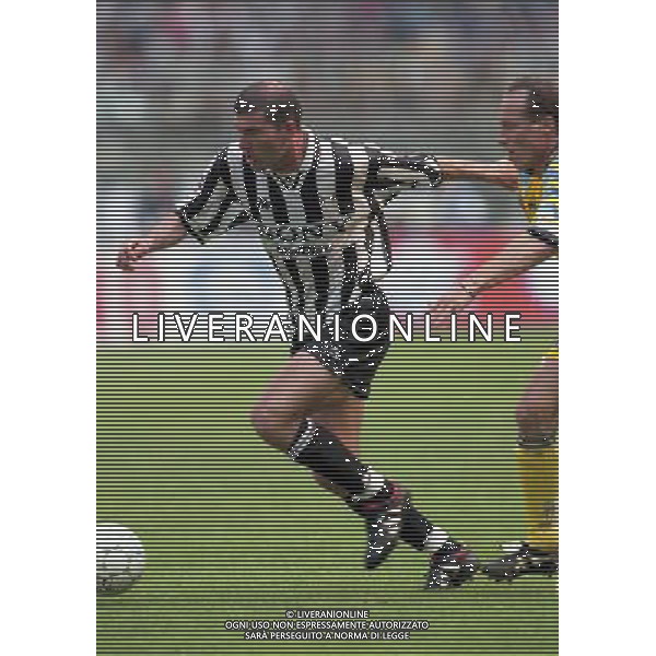 18-05-1997 JUVENTUS PARMA SERIE A NELLA FOTO ZINEDINE ZIDANE AG ALDO LIVERANI SAS