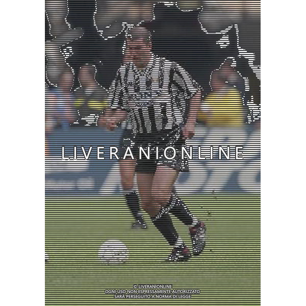 18-05-1997 JUVENTUS PARMA SERIE A NELLA FOTO ZINEDINE ZIDANE AG ALDO LIVERANI SAS