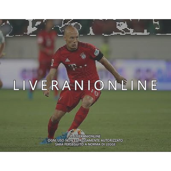 firo : 01.08.2015 Fu§ball, 1.Bundesliga,Saison 2015/2016 Super Cup Finale VfL Wolfsburg - FC Bayern MŸnchen Muenchen 5:4 N.E. Einzelaktion Arjen Robben $worldrights,Es gelten unsere AGB, einsehbar auf www.firosportphoto.de, copyright by firo sportphoto: Coesfelder Str. 207 D-48249 DŸlmen www.firosportphoto.de mail@firosportphoto.de (V o l k s b a n k B o c h u m - W i t t e n ) BLZ.: 430 601 29 Kt. Nr.: 341 117 100 Tel:Ê +49-2594-9916004 Fax:Ê+49-2594-9916005 AG ALDO LIVERANI SAS ONLY ITALY