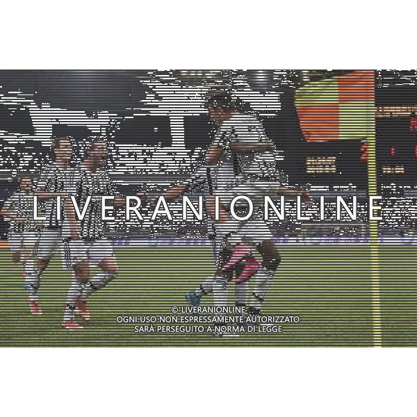 Juventus - Lazio Supercoppa Italiana 2015 - Shanghai Cina 08 agosto 2015 Nella foto: abbracci esultanza dopo il gol di Dybala ©Tardito/AGENZIA ALDO LIVERANI SAS