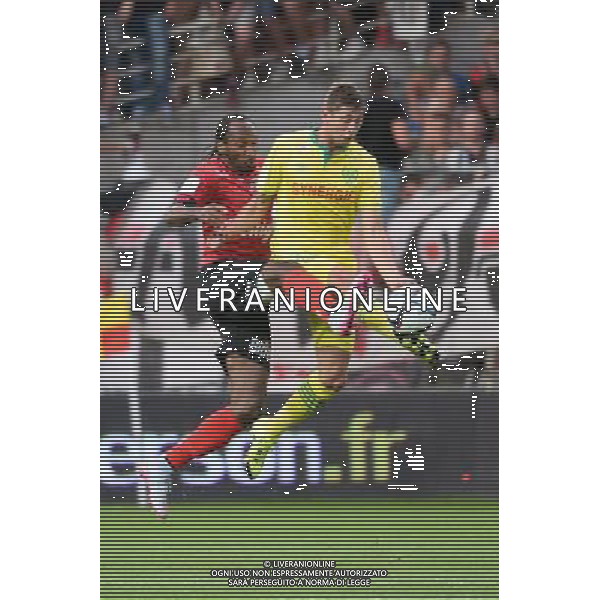 Emiliano SALA / Jeremy SORBON - 08.08.2015 - Nantes / Guingamp - 1ere journee Ligue 1 Photo : Nolwenn Le Gouic / Icon Sport /AGENZIA ALDO LIVERANI SAS - ITALY ONLY - EDITORIAL USE ONLY -