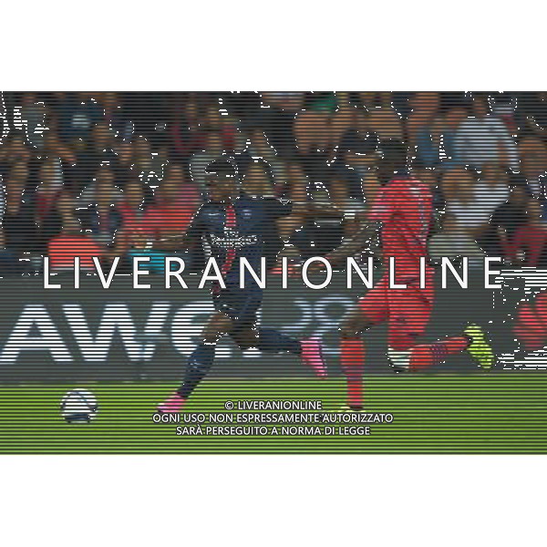 Serge AURIER - 16.08.2015 - PSG / Gazelec Ajaccio - 2eme journee de Ligue 1 Photo : Andre Ferreira / Icon Sport /AGENZIA ALDO LIVERANI SAS - ITALY ONLY - EDITORIAL USE ONLY -