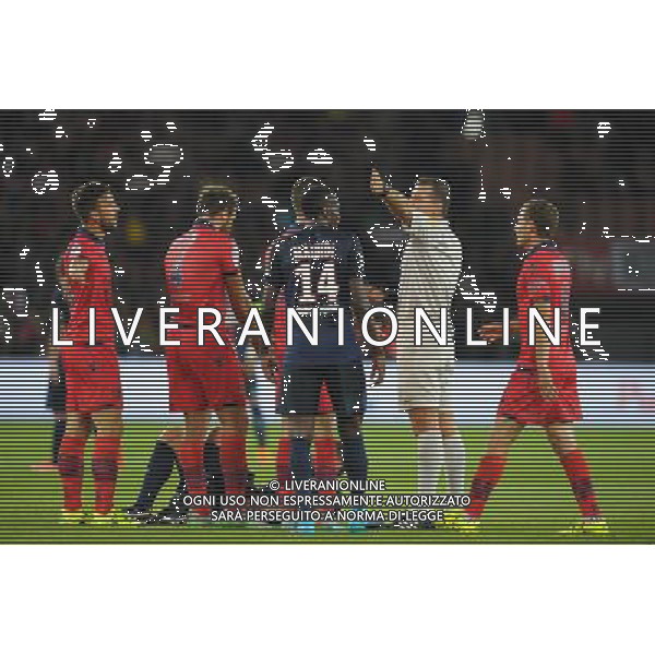 Blaise MATUIDI / Wilfried BIEN - 16.08.2015 - PSG / Gazelec Ajaccio - 2eme journee de Ligue 1 Photo : Andre Ferreira / Icon Sport *** Local Caption *** /AGENZIA ALDO LIVERANI SAS - ITALY ONLY - EDITORIAL USE ONLY - *** Local Caption *** /AGENZIA ALDO LIVERANI SAS - ITALY ONLY - EDITORIAL USE ONLY -