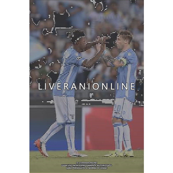 Roma - 18/08/2015 - Stadio Olimpico - UEFA Champions League 2015-2016 - Spareggi andata - Lazio vs Bayern Leverkusen - nella foto: Keita e Lucas Biglia / Ph. Fabrizio Corradetti - Ag. Aldo Liverani sas