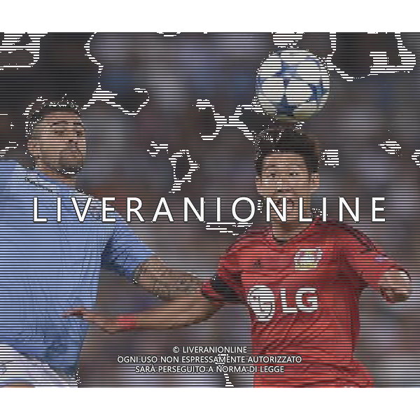 Roma - 18/08/2015 - Stadio Olimpico - UEFA Champions League 2015-2016 - Spareggi andata - Lazio vs Bayern Leverkusen - nella foto: Son Heung-Min e Mauricio / Ph. Fabrizio Corradetti - Ag. Aldo Liverani sas