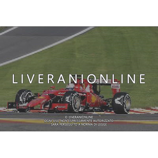 Sebastian Vettel (GER) Ferrari SF15-T sends sparks flying. 21.08.2015. Formula 1 World Championship, Rd 11, Belgian Grand Prix, Spa Francorchamps, Belgium, Practice Day. /AGENZIA ALDO LIVERANI SAS - ITALY ONLY - EDITORIAL USE ONLY - Gp F1 belgio Prove Libere
