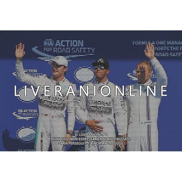 Qualifying top three in parc ferme (L to R): Nico Rosberg (GER) Mercedes AMG F1, second; Lewis Hamilton (GBR) Mercedes AMG F1, pole position; Valtteri Bottas (FIN) Williams, third. 22.08.2015. Formula 1 World Championship, Rd 11, Belgian Grand Prix, Spa Francorchamps, Belgium, Qualifying Day. /AGENZIA ALDO LIVERANI SAS - ITALY ONLY - EDITORIAL USE ONLY - Gp F1 Belgio Prove Ufficiali