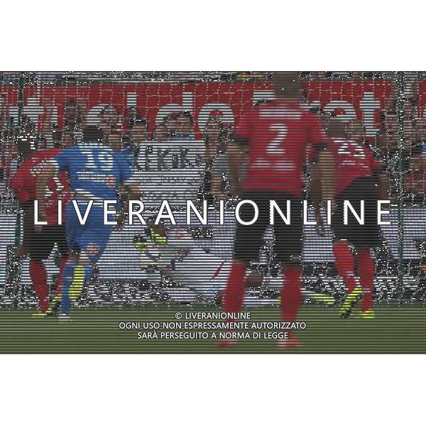 Steve MANDANDA - 28.08.2015 - Guingamp / Marseille - 4eme journee de Ligue 1 Photo : Vincent Michel / Icon Sport /AGENZIA ALDO LIVERANI Sas - ITALY ONLY - EDITORIAL USE ONLY