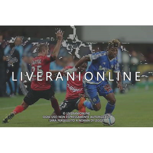 Mario LEMINA / Younousse SANKHARE - 28.08.2015 - Guingamp / Marseille - 4eme journee de Ligue 1 Photo : Vincent Michel / Icon Sport /AGENZIA ALDO LIVERANI Sas - ITALY ONLY - EDITORIAL USE ONLY