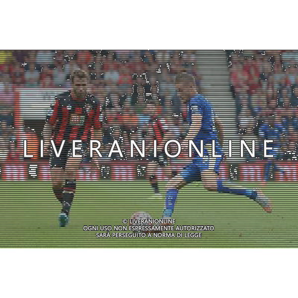 Leicester City\'s Jamie Vardy bursts into the box Photographer Ian Cook/CameraSport Football - Barclays Premiership - Bournemouth v Leicester City - Saturday 29th August 2015 - Vitality Stadium - Bournemouth © CameraSport - 43 Linden Ave. Countesthorpe. Leicester. England. LE8 5PG - Tel: +44 (0) 116 277 4147 - admin@camerasport.com - www.camerasport.com AG ALDO LIVERANI SAS ONLY ITALY