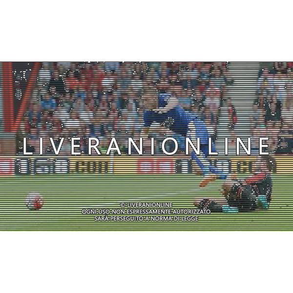 Bournemouth\'s Steve Cook fouls Leicester City\'s Jamie Vardy in the box which leads to a penalty which Jamie Vardy scored Photographer Ian Cook/CameraSport Football - Barclays Premiership - Bournemouth v Leicester City - Saturday 29th August 2015 - Vitality Stadium - Bournemouth © CameraSport - 43 Linden Ave. Countesthorpe. Leicester. England. LE8 5PG - Tel: +44 (0) 116 277 4147 - admin@camerasport.com - www.camerasport.com AG ALDO LIVERANI SAS ONLY ITALY