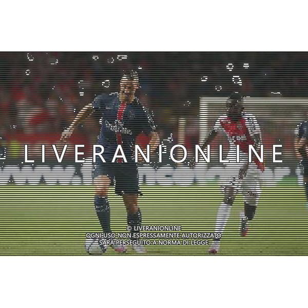 Zlatan Ibrahimovic / Adama Traore - 30.08.2015 - Monaco / PSG - 4eme journee de Ligue 1 Photo : Serge Haouzi / Icon Sport AG ALDO LIVERANI SAS ONLY ITALY