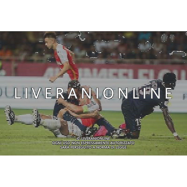 Thiago Motta / Jeremy Toulalan - 30.08.2015 - Monaco / PSG - 4eme journee de Ligue 1 Photo : Serge Haouzi / Icon Sport /AGENZIA ALDO LIVERANI Sas - ITALY ONLY - EDITORIAL USE ONLY
