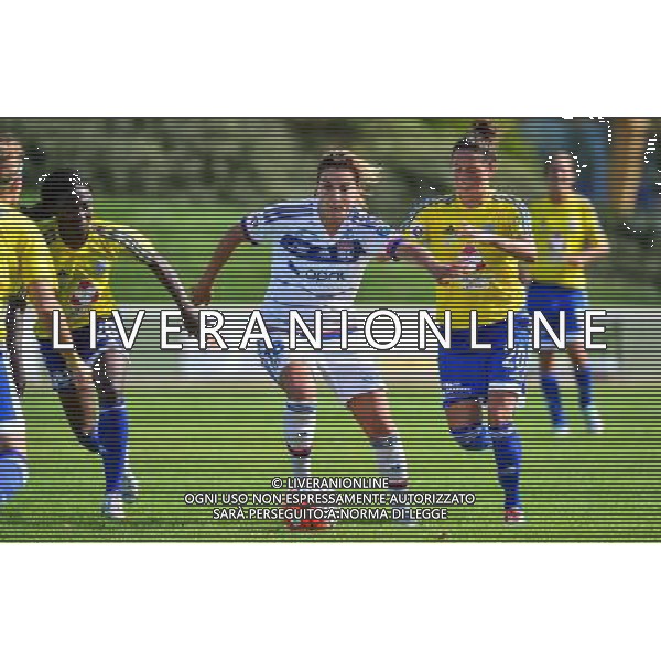 Claire LAVOGEZ / Francine ZOUGA / Lilia BOUMRAR - 30.08.2015 - VGA Saint Maur / Lyon - 1eme journee de 1er Division feminine Photo : Dave Winter / Icon Sport /AGENZIA ALDO LIVERANI Sas - ITALY ONLY - EDITORIAL USE ONLY - calcio femminile