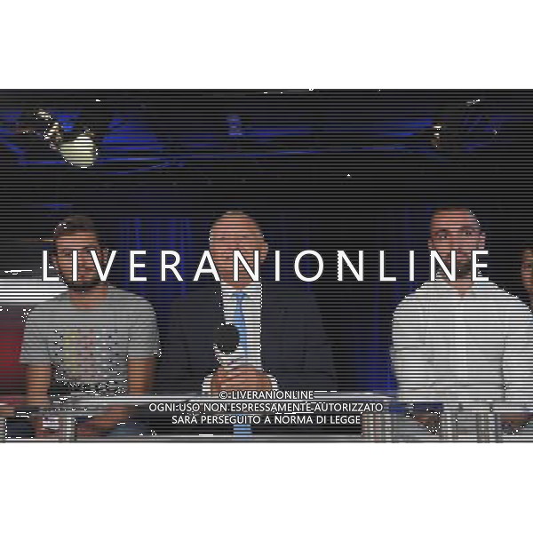 Lucas TOUSART / Jean Michel AULAS / Sergi DARDER - 30.08.2015 - Presentation nouveau joueur de Lyon - Ligue 1 2015/2016 Photo : Jean Paul Thomas / Icon Sport AG ALDO LIVERANI SAS ONLY ITALY