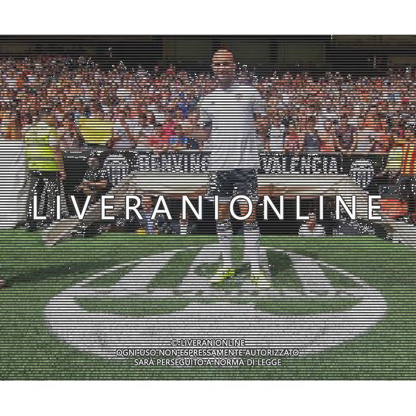 Aymen Abdennour - 31.08.2015 - Presentation du nouveau joueur de Valence Photo : Marca / Icon Sport AG ALDO LIVERANI SAS ONLY ITALY