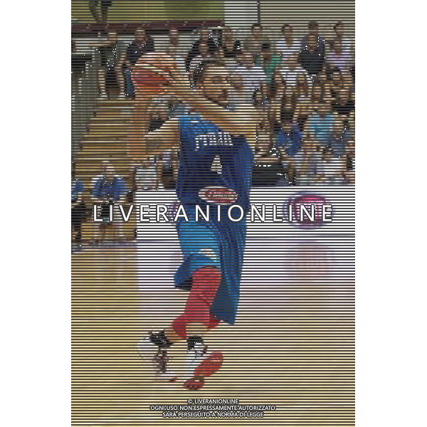 29-08-2015 TORNEO INTERNAZIONALE DI BASKET ITALIA MICHIGAN UNIVERSITY A TRIESTE NELLA FOTO PIETRO ARADORI FOTO PAOLA GARBUIO-AG ALDO LIVERANI SAS