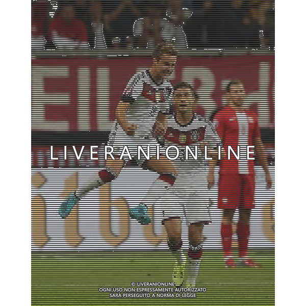 firo : 04.09.2015, Fu§ball, Fussball,International, Saison 2015/2016, EM,Europameisterschaft Qualifikation 2016, EM-Quali 2016, Nati, Nationalmannschaft Deutschland, GER, Deutschland - POL, Polen Jubel G…TZE zum 2:0 $worldrights Es gelten unsere AGB, einsehbar auf www.firosportphoto.de copyright by firo sportphoto: Coesfelder Str.207 48249 DŸlmen www.firosportphoto.de mail@firosportphoto.de (V o l k s b a n k B o c h u m - W i t t e n ) BLZ.: 430 601 29 Kt. Nr.: 341 117 100 Tel:Ê 02594 - 9916004 Fax:Ê02594 - 9916005 AG ALDO LIVERANI SAS ONLY ITALY