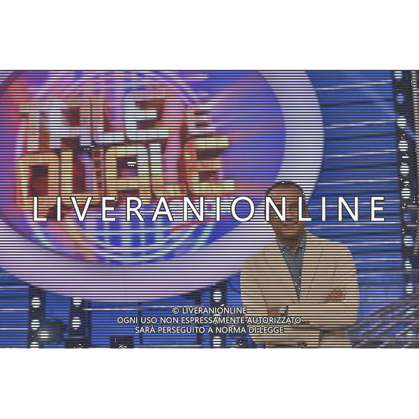 Roma - 09/09/2015 - Studio 9 Rai Studios - Trasmissione TV \' Tale e Quale Show \' - nella foto: Carlo Conti / Ph. Fabrizio Corradetti - Ag. Aldo Liverani sas