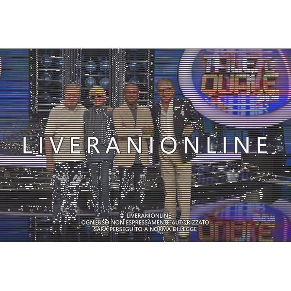 Roma - 09/09/2015 - Studio 9 Rai Studios - Trasmissione TV \' Tale e Quale Show \' - nella foto: Claudio Lippi Loretta Goggi Carlo Conti e Gigi Proietti / Ph. Fabrizio Corradetti - Ag. Aldo Liverani sas