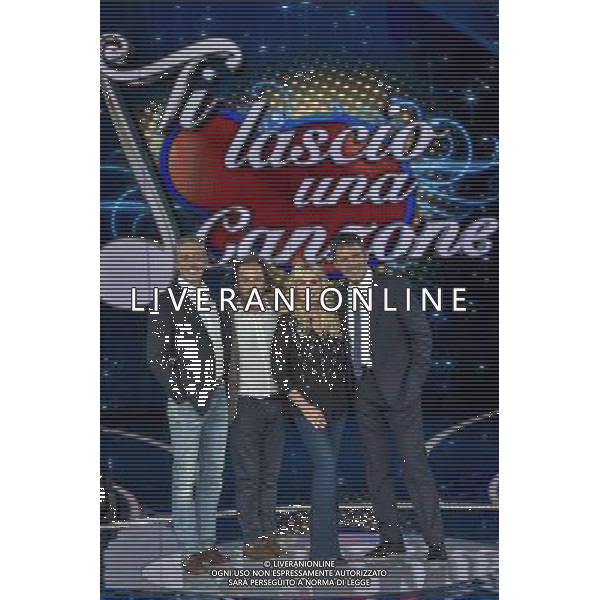 Roma - 10/09/2015 - Auditorium Rai - Presentazione trasmissione TV \' Ti lascio una canzone \' - nella foto: Massimiliano Pani Leonardo De Amicis Antonella Clerici e Fabrizio Frizzi / Ph. Fabrizio Corradetti - Ag. Aldo Liverani sas