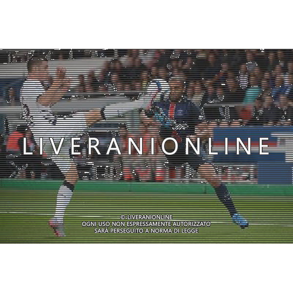 Lucas MOURA / Frederic GUILBERT - 11.09.2015 - PSG / Bordeaux - 5eme journee Ligue 1 Photo : Nolwenn Le Gouic / Icon Sport AG ALDO LIVERANI SAS ONLY ITALY