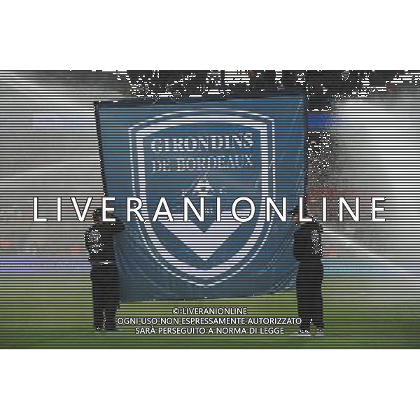 porteurs de drapeaux - arrosage - 11.09.2015 - PSG / Bordeaux - 5eme journee Ligue 1 Photo : Nolwenn Le Gouic / Icon Sport AG ALDO LIVERANI SAS ONLY ITALY