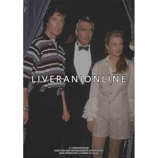 Beautiful (The Bold and the Beautiful) Serie TV - Soap opera Statunitense, in onda dal 1987 nella foto John McCook (Eric Forrester) con Katherine Kelly Lang (Brooke Logan) e Ronn Moss (Ridge Forrester) ©Archivio Agenzia Aldo Liverani S.a.s.